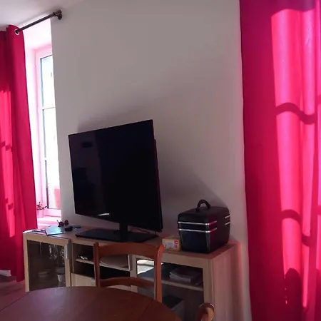 Au Petit Bonheur T2 4 Personnes *